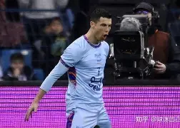 九游体育官方网站-朝鲜战场一人击退敌人几十次进攻